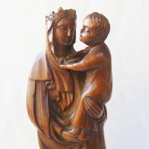 Ancienne vierge enfant - ancienne, à