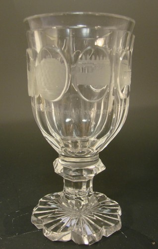 Biedermeier gobelet en verre - -,