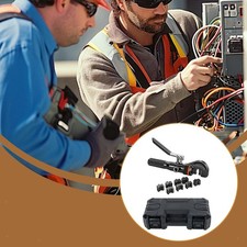 Sertisseuse hydraulique