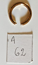 Bélière en métal doré