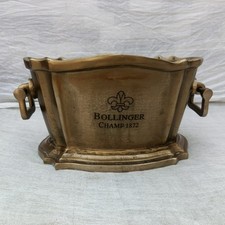 Ancien refroidisseur à vin