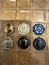 Superbe Lot De Capsule de champagne Nicolas Feuillatte