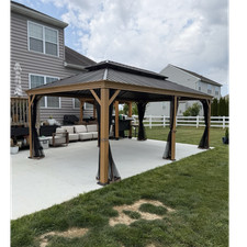 Yardistry Wood Frame Metal
