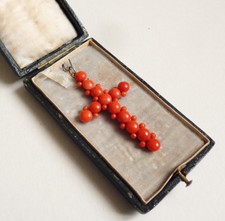 Grande Croix pendentif corail