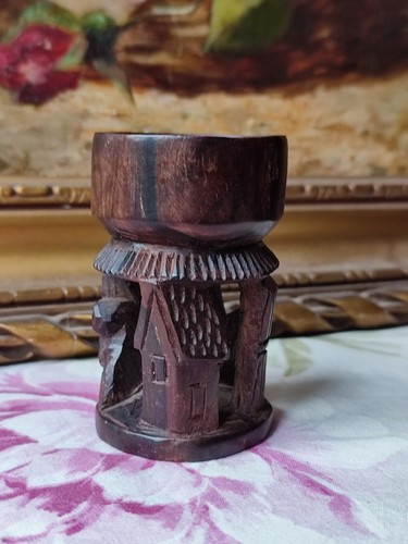 Ancien coquetier bois sculpté - ancien,