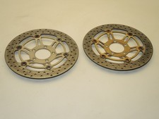 Disque frein avant droit +