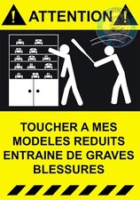 AUTOCOLLANT ATTENTION PAS