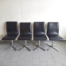 SUITE DE 4 CHAISES PIVOTANTES VINTAGE 1970 EN SKAI NOIR & METAL BROSSE & CHROME