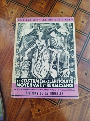 Costume l antiquité - le, de