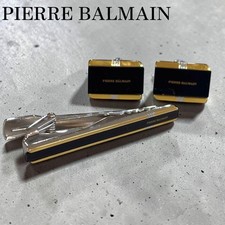 Ensemble d'épingles à