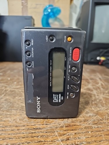 Sony tcd dat walkman - tcd-d7,