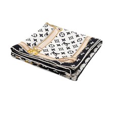 Louis Vuitton Foulard carré