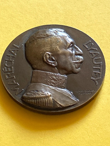 Rare recherché médaille - et,