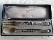 Ecrin couverts à salade ERCUIS argent  et corne deux poinçons