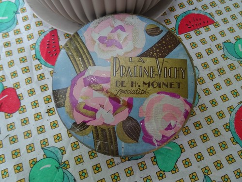 Ancienne boite fer - boite,