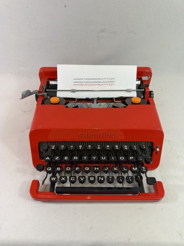 Machine écrire olivetti - à,