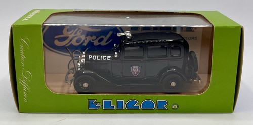 Ford fordor 1932 police usa - v8,