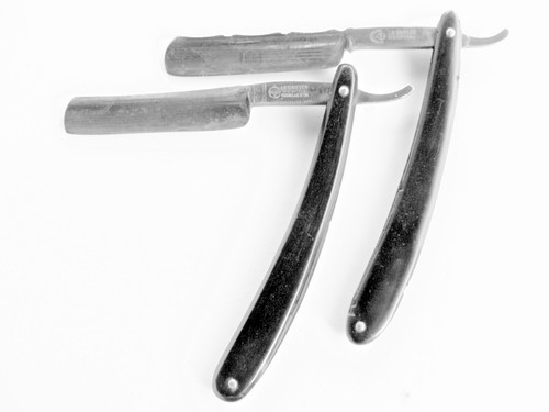 Deux anciens rasoirs - deux,