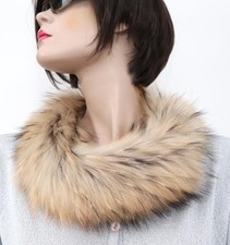 Écharpe En Fourrure De Renard