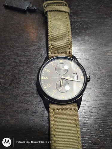 Montre analogique pour homme