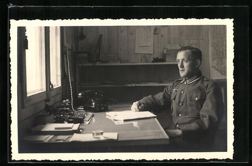 Photo carte une - une, sous-officier