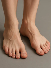 Photo Pieds Féminins, Style Artistique et Élégant, Format 15 x 20