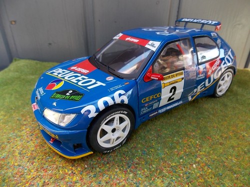 Peugeot 306 maxi bleue - , rallye