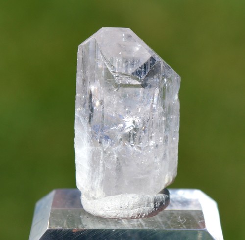 Danburite grammes aurora - danburite,
