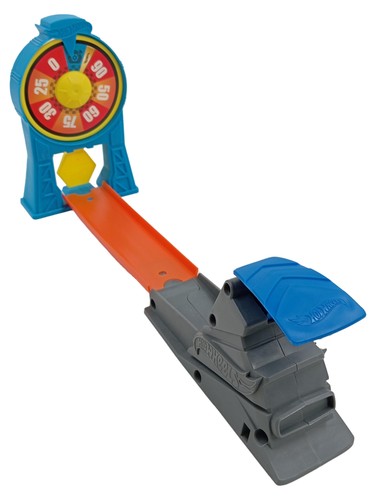 Hot wheels circuit course - wheels, auto