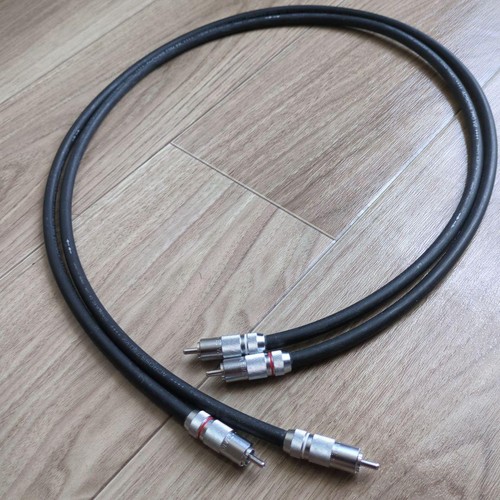 Oyaide across 750 rca - 750, v2