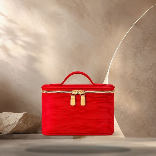 Louis vuitton vanity - louis, nice