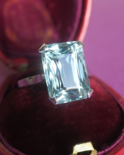 Bague cocktail solitaire