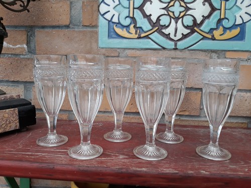 Lot verres pieds flûtes - pieds,