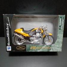 Ray 1/12 MOTO GUZZI 10