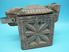Ancienne boite a épices /
