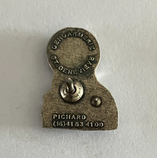 45 - PIN'S GENDARMERIE SAINTE