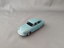 DINKY TOYS FRANCE JUNIOR PANHARD PL 17