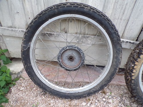 Yamaha 250 roue - jante, avant