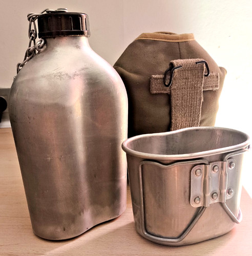 Gourde militaire française - gourde,