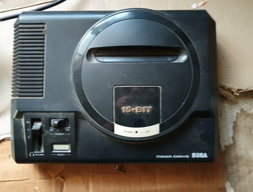 Sega mega drive console - sega,