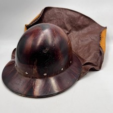 Ancien casque de pompier