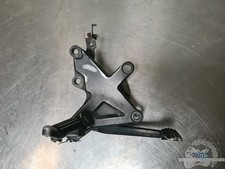 Platine repose pied droite