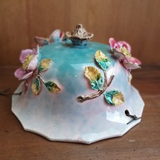 Grande Suspension Vasque Porte Plante en Barbotine Fleur - Chaines - Art Nouveau