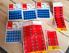 136 Boutons Pression  -