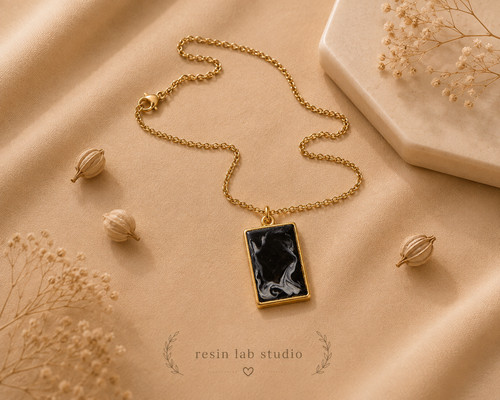 Collier pendentif rectangle