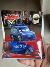 Voiture Cars Disney Pixar DJ