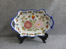 plat à anses en faïence ,henriot quimper,motif floral