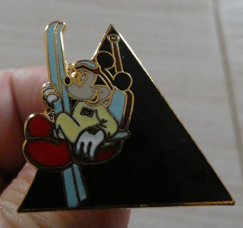 Beau pin disney - beau,