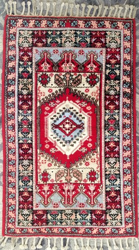 Exquisite antique oriental red - exquisite,