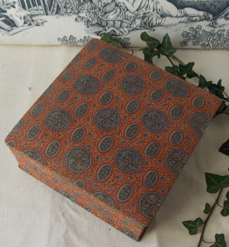 Ancienne boite couture - ancienne, a